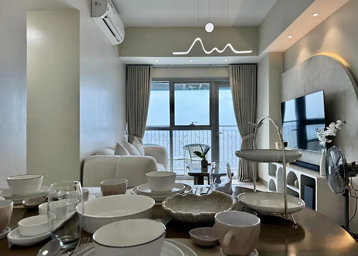 Panoramic Seaview Near Airport Facing The Bay 14h Aparthotel Manila