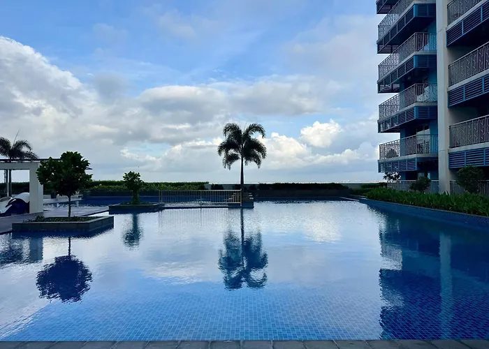 Panoramic Seaview Near Airport Facing The Bay 14h 4* Manila